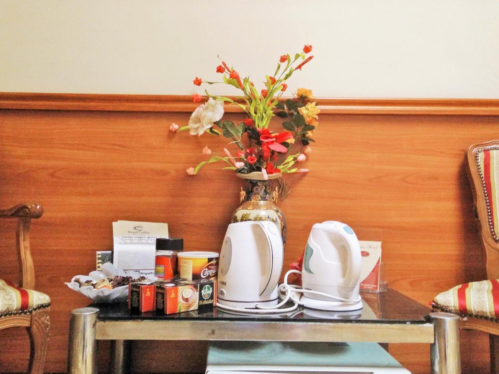 Hotel Cristina ローマ エクステリア 写真